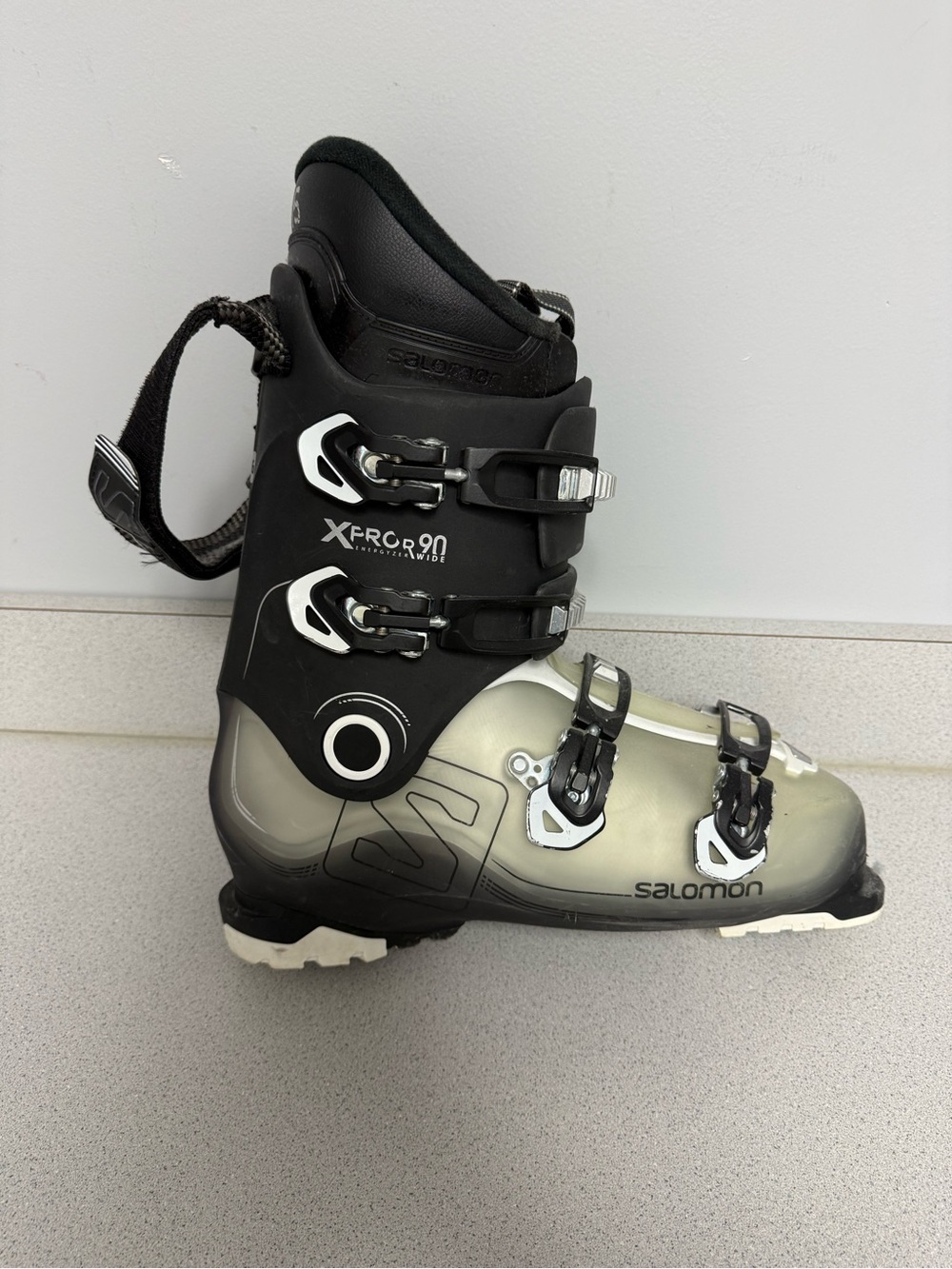 Salomon X Pro 90 Ski Boot in Black and Gray Gradient
